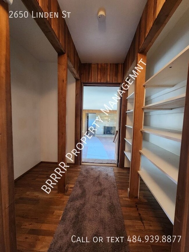 Building Photo - 2650 Linden St
