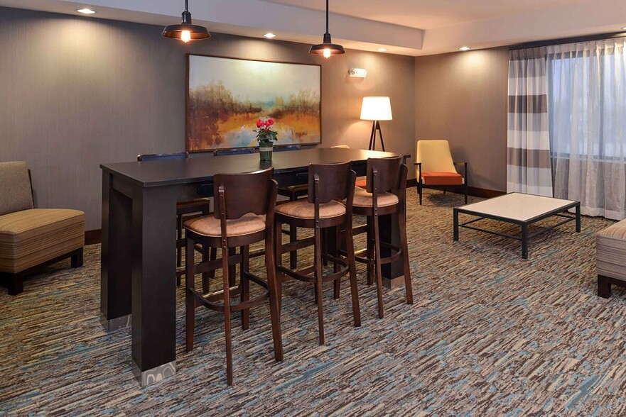 Lobby and Guest Check-in - Extended Stay America Suites - Donaldsonville