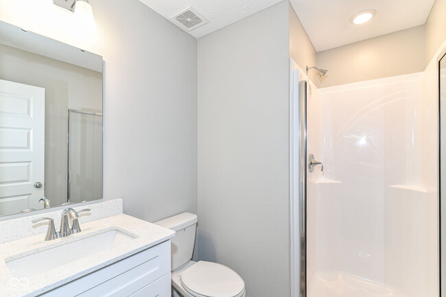 Building Photo - 6878 Sunstone Pl