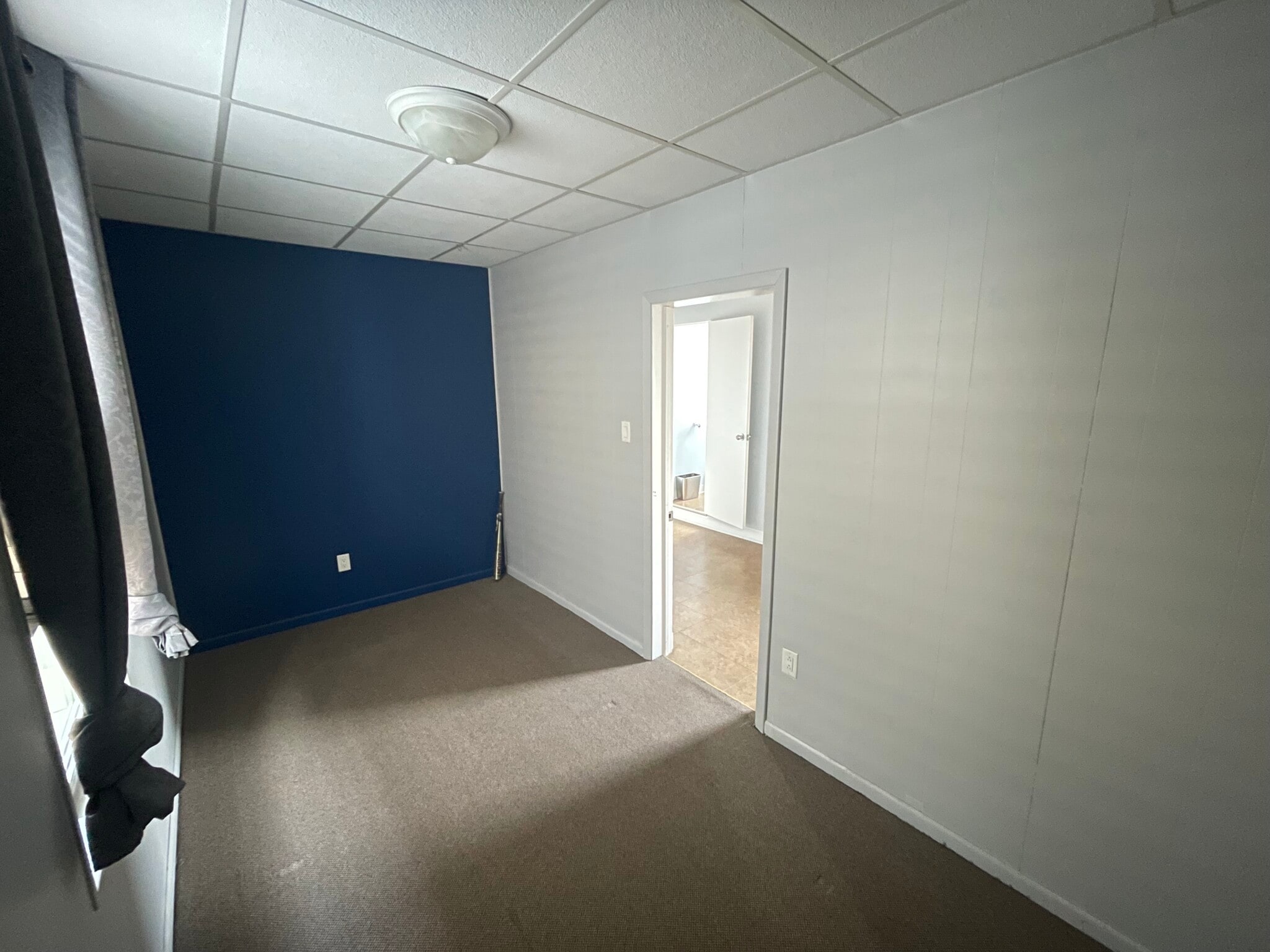 Rear Bedroom - 3338 S May St