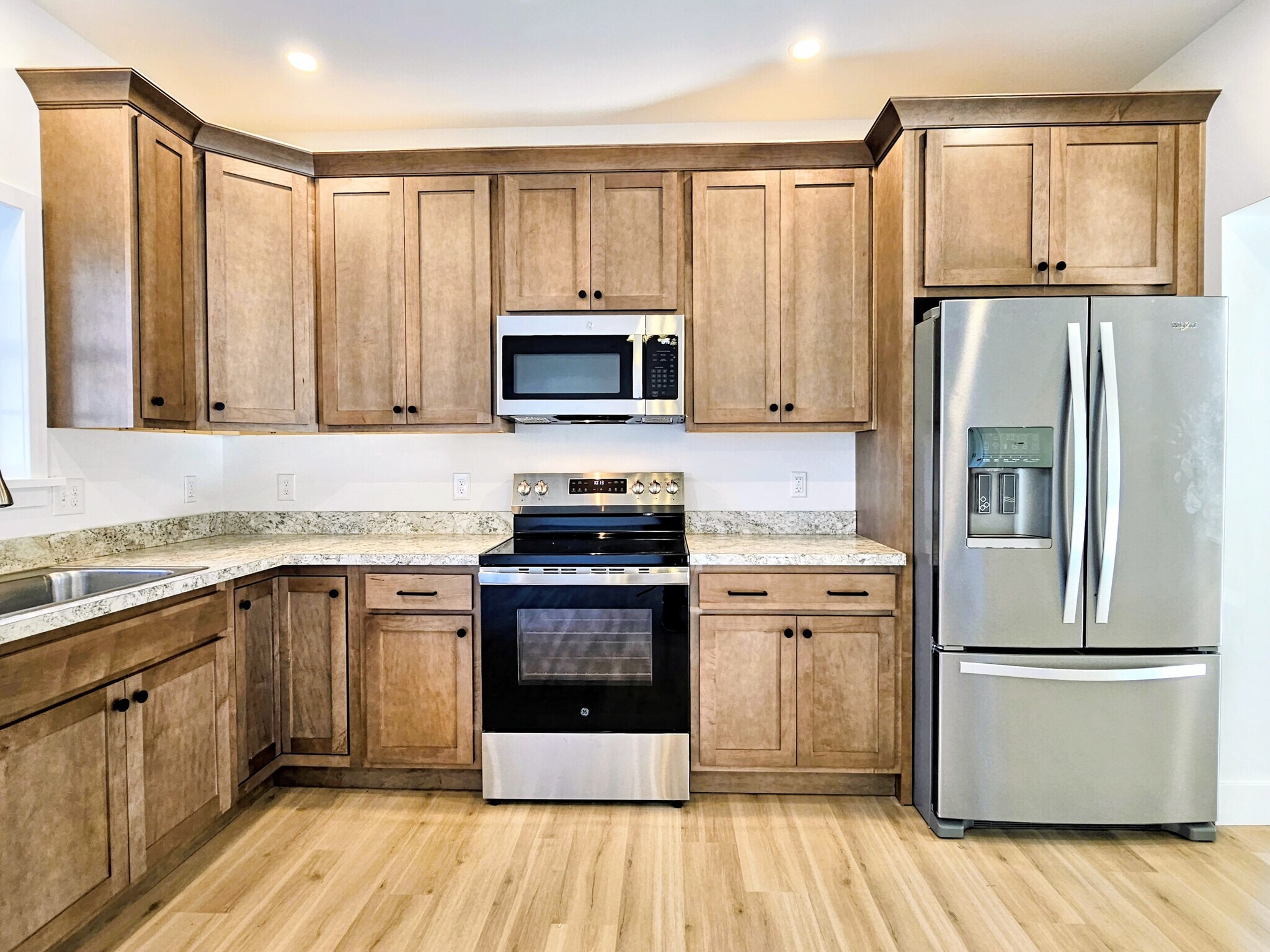 Building Photo - 108 Meadows Bnd