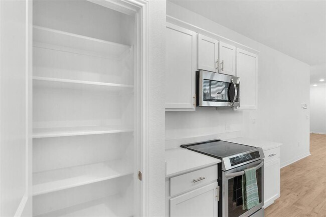 Building Photo - 2524 Ophelia Levi Ln