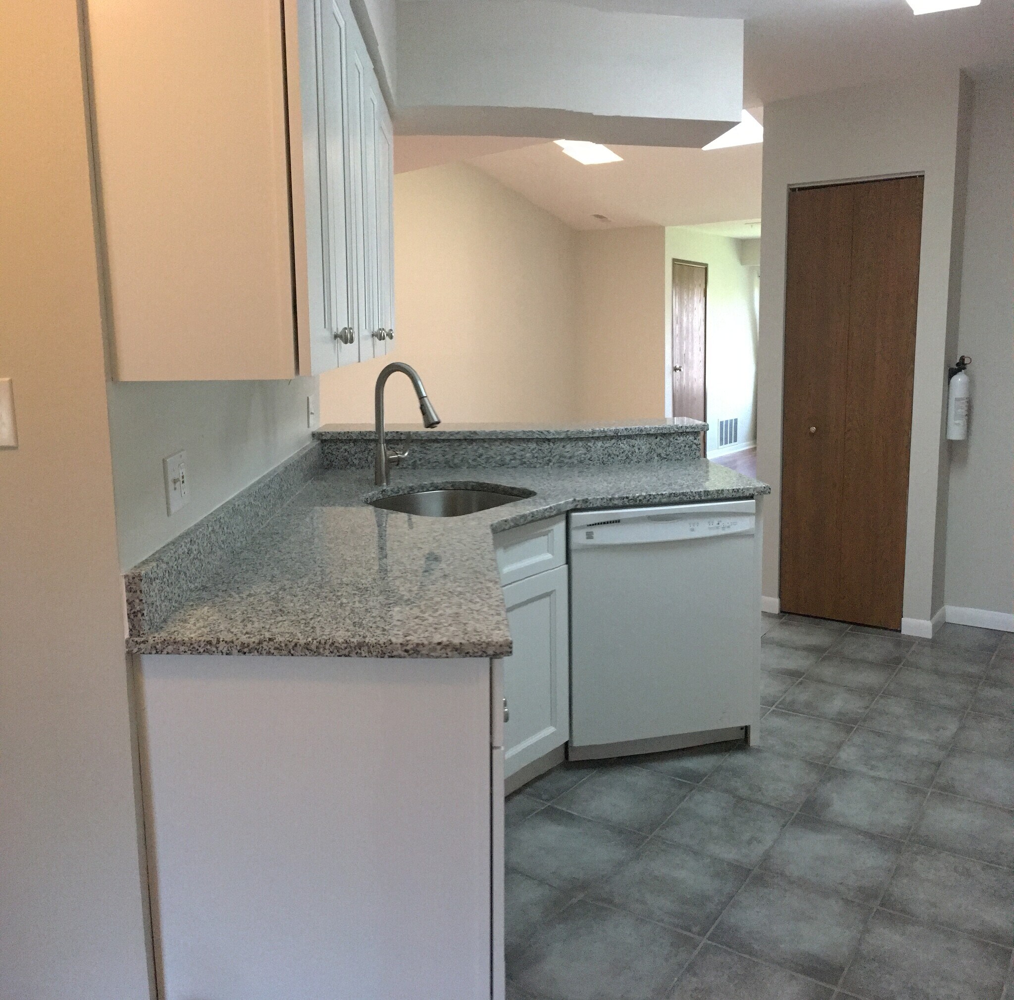 Building Photo - 1374 E Wyndham Cir