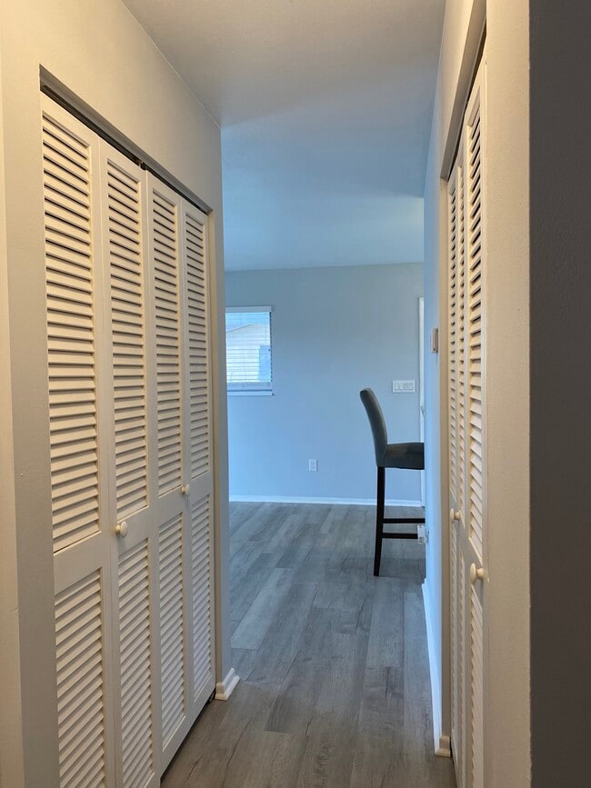 Building Photo - 793 Bianca Dr NE