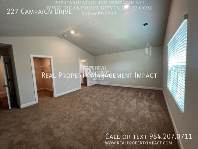 Building Photo - 227 Campaign Dr
