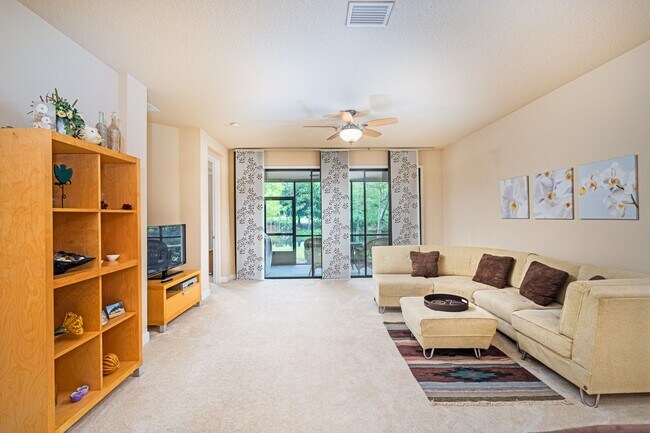 Building Photo - Furnished Townhouse in Plantation Bay