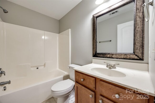 Building Photo - 410 Danielle Way