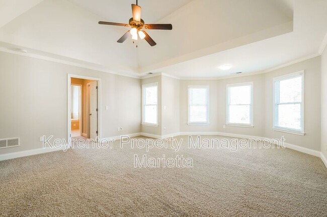 Building Photo - 3356 Renfro St