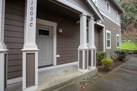 Building Photo - 1603 Burnside Pl