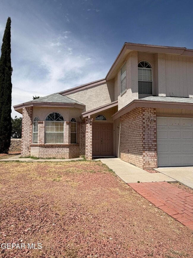 Building Photo - 11501 Garibay Ct