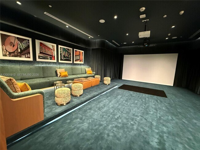 Building Photo - 77 SE 5th St