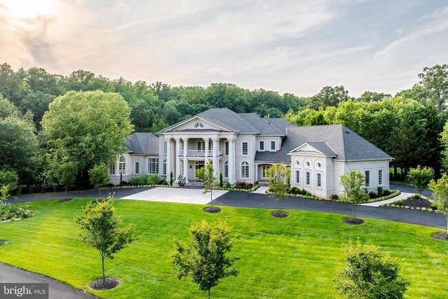 Building Photo - 860 Nicholas Run Dr