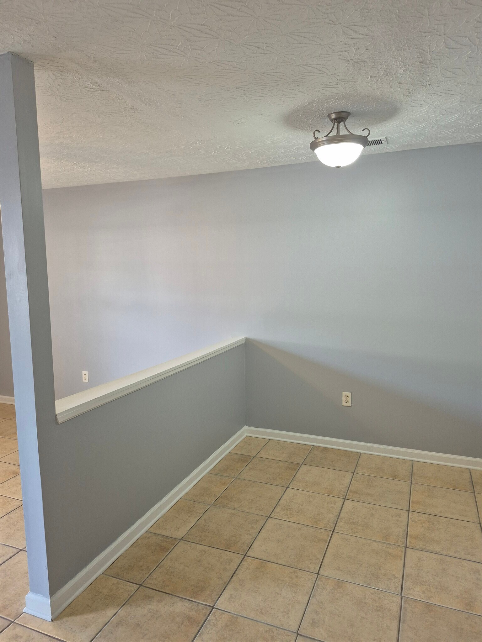 Building Photo - 79 Point Place Dr