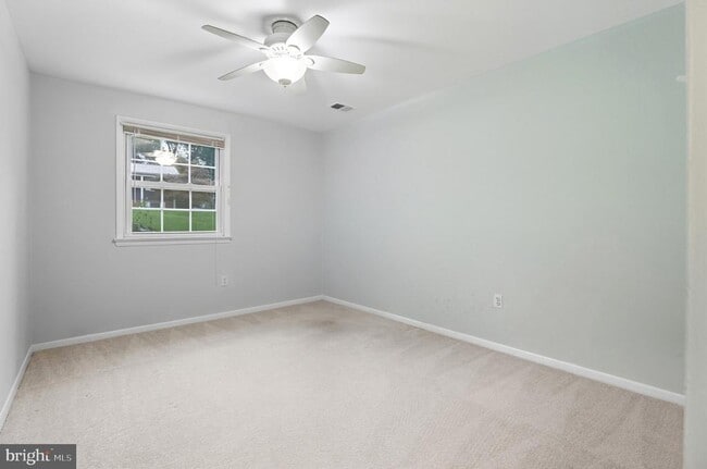 Building Photo - 5023 King Richard Dr