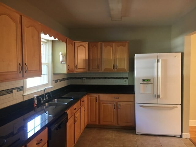 Building Photo - 807 Woodward St