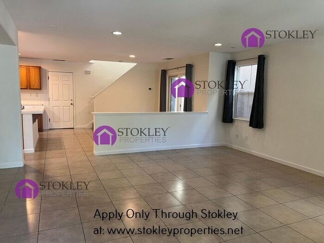 Building Photo - 1 Addison Ct