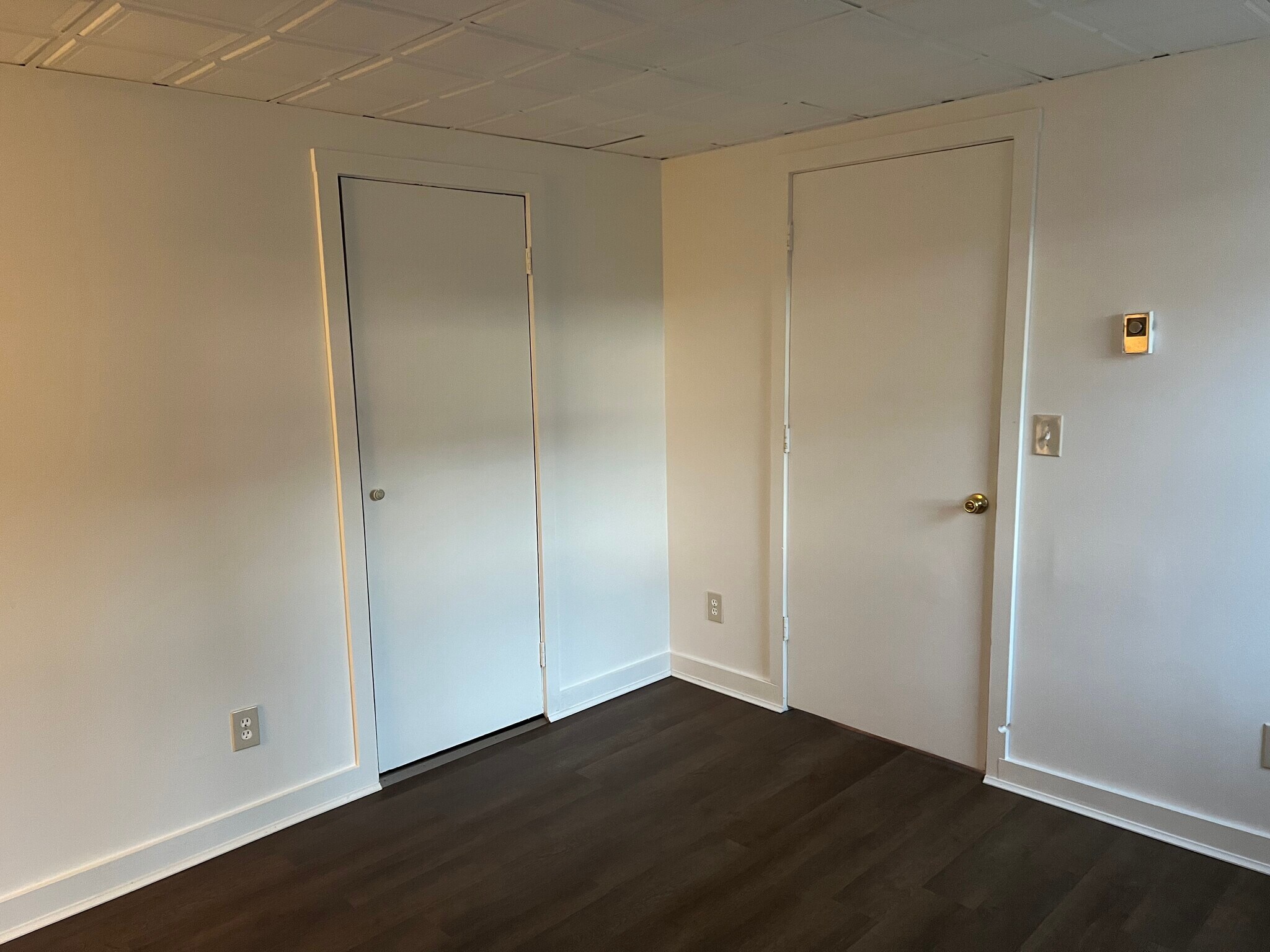 Bedroom - 18 First St