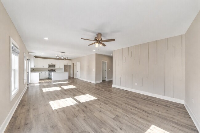 Building Photo - 336 Nobleman Way