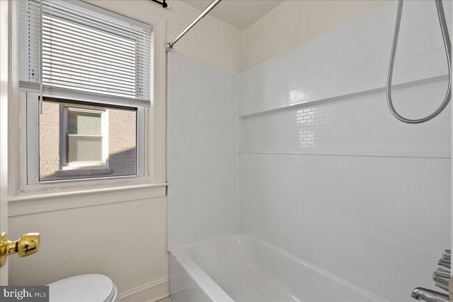 Building Photo - 6416 Blair Rd NW