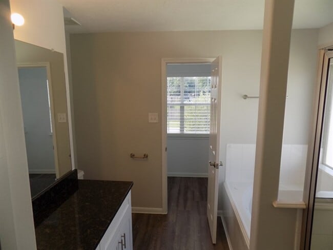 Building Photo - 21706 Oriole Trail