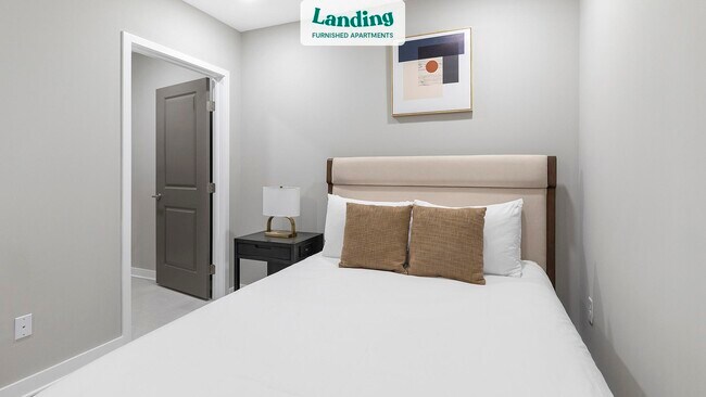 Building Photo - 600 19th St N