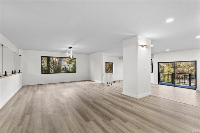 Building Photo - 106 Buckskin Rd