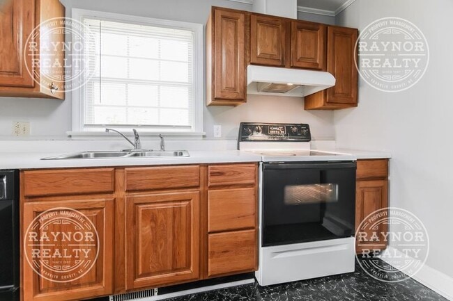 Building Photo - 2045 NC-561