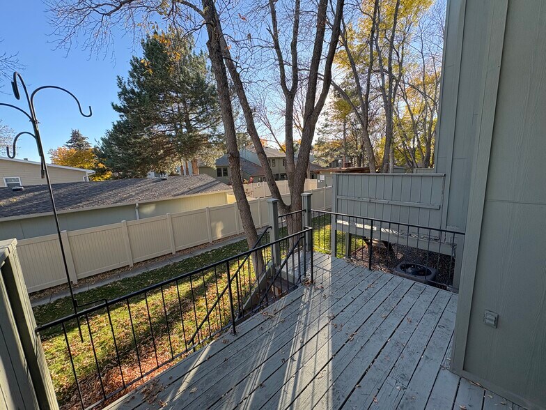 Building Photo - 1214 Clark Ave