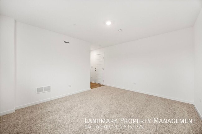 Building Photo - 6367 Ulster Dr