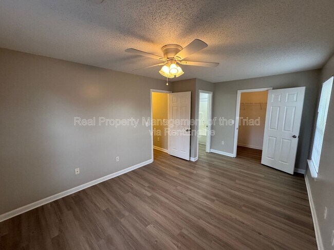 Building Photo - 200 Rural Hall-Germanton Rd