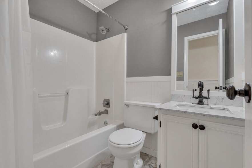 Building Photo - 78 Standing Rock Rd