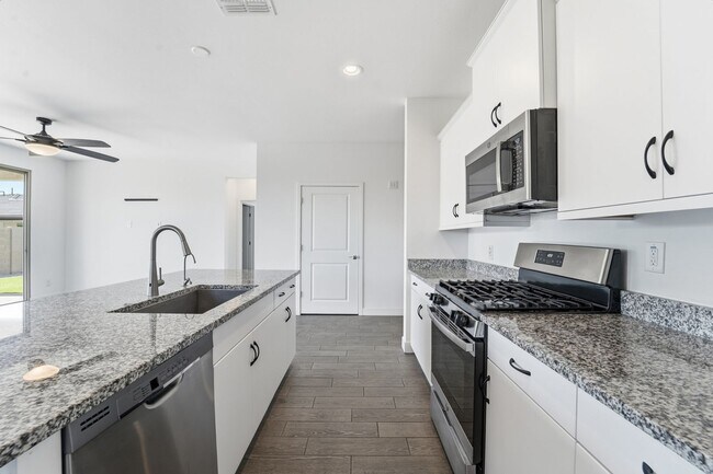 Building Photo - Solar-Powered Savings in Ovation at Meridian – 55+ Gated Living in Queen Creek