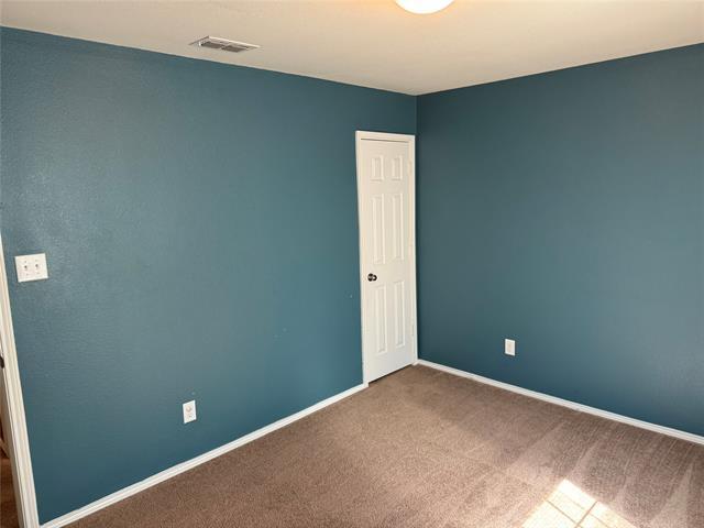 Building Photo - 805 Underhill Dr