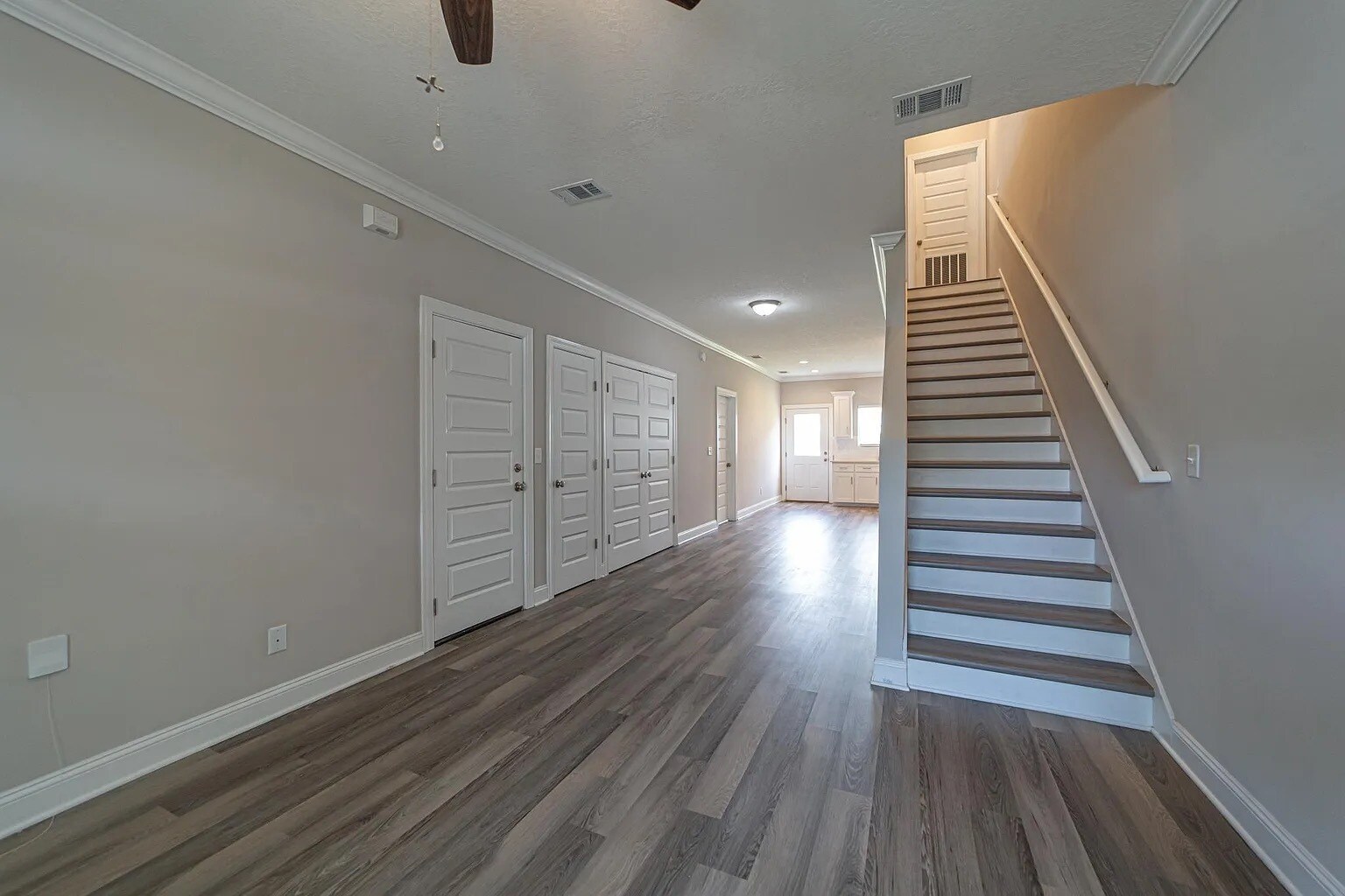 Building Photo - 133 Promenade Pl