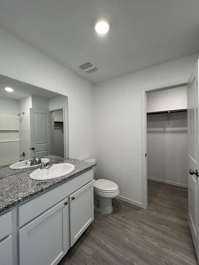 Building Photo - 7314 Silos Rdg