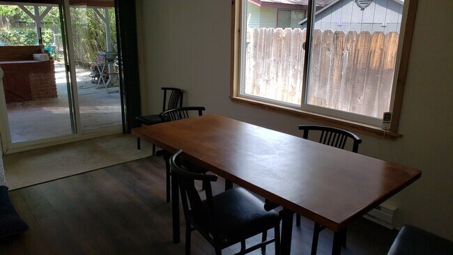 Bonus room - 1848 Alpine St