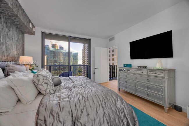 Building Photo - 55 SW 9th St