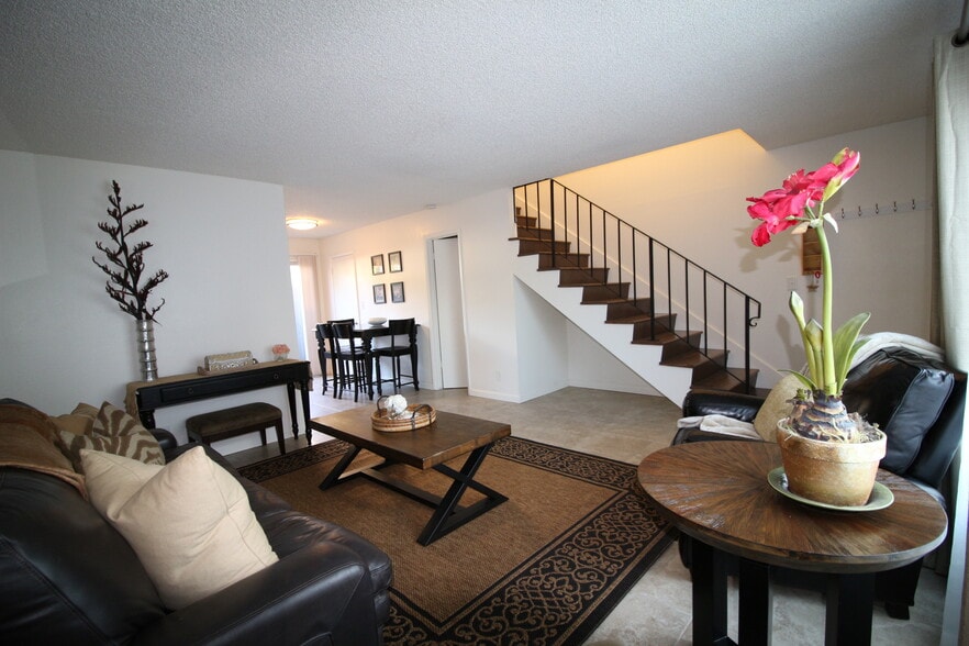 Building Photo - 1326 Galleon Way