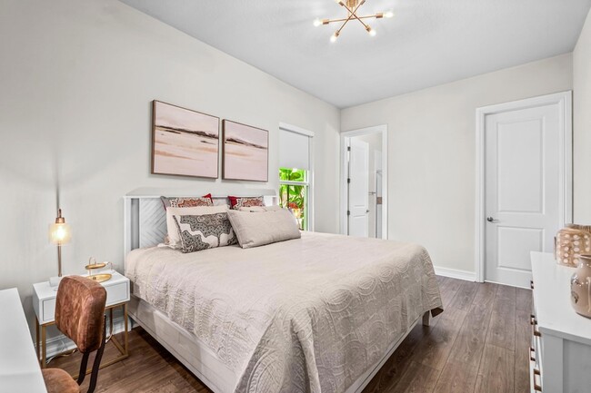 Building Photo - 114 Carmela Ct