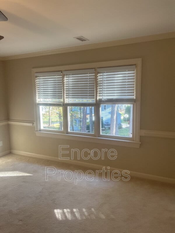 Building Photo - 106 Whispering Pines Ct