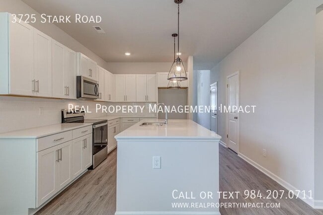 Building Photo - 3725 Stark rd