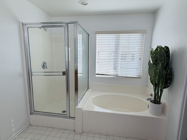 Building Photo - 7575 Lime Ave