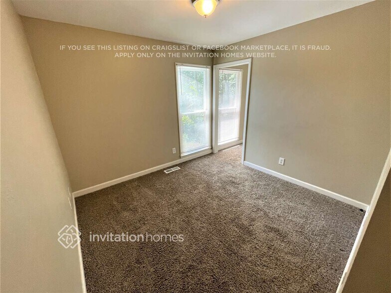 Building Photo - 11347 Mendora Dr