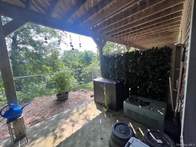 Building Photo - 310 Jersey Ave