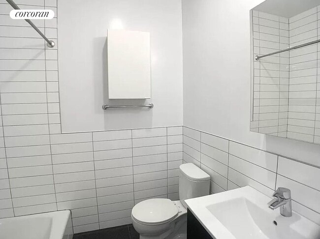 Building Photo - 498 Court St