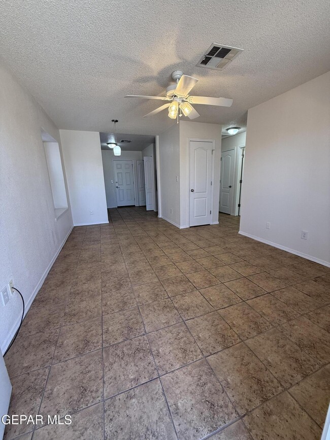Building Photo - 12320 Robert Dahl Dr