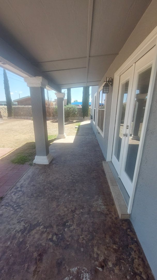 Building Photo - 3808 Tierra Allen Pl