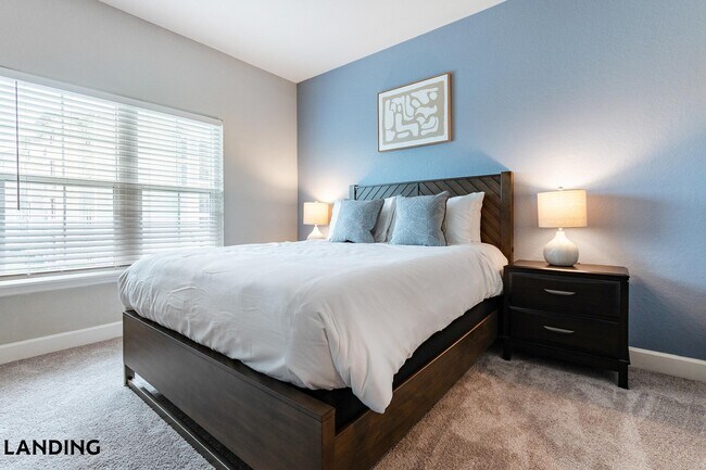 Building Photo - 918 Aventine Dr