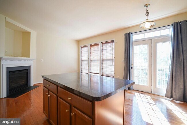 Building Photo - 5685 Faircloth Ct