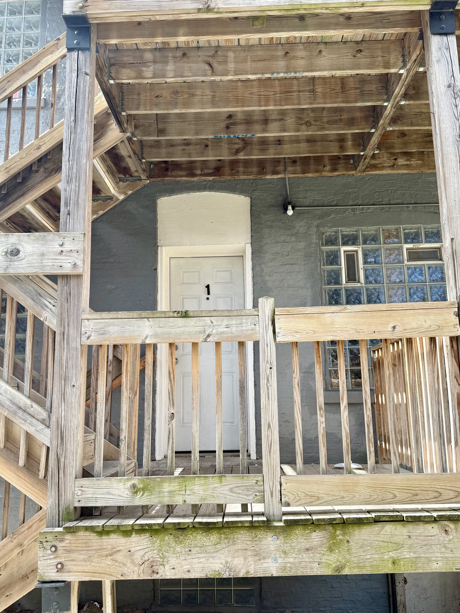 Building Photo - 1142 S Francisco Ave